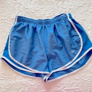 Nike Running Shorts Size L